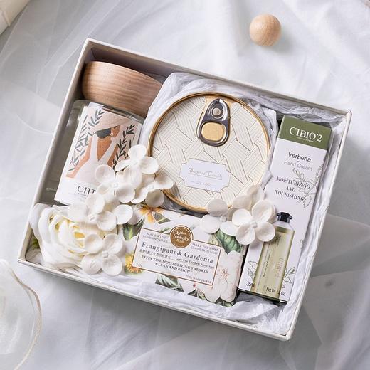 香薰礼盒套装 宠爱礼盒✨香薰×护手霜×蓝牙音响，精致小众，送出满分仪式感！ 小众节日礼盒 商品图2