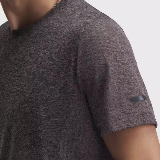 【11.15立冬暖心礼】安德玛UA Seamless男子跑步运动休闲短袖T恤1375692-009 商品图2