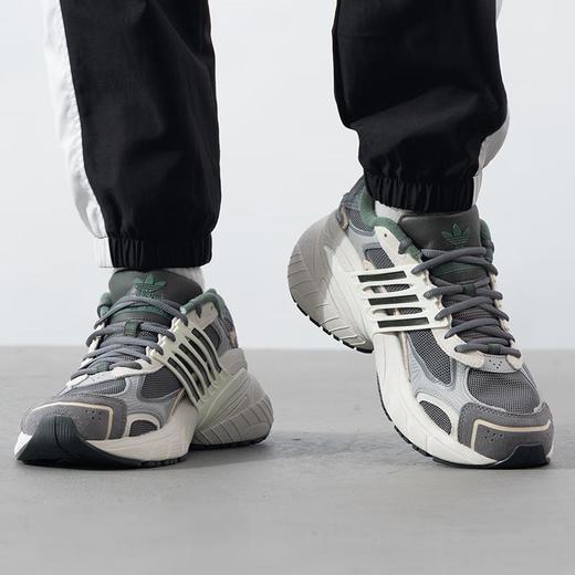 adidas阿迪达斯 男女同款休闲鞋 IE3912 商品图2