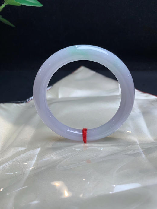 620409，55圆条手镯，底妆清新干净，润润的，一截飘绿 商品图2