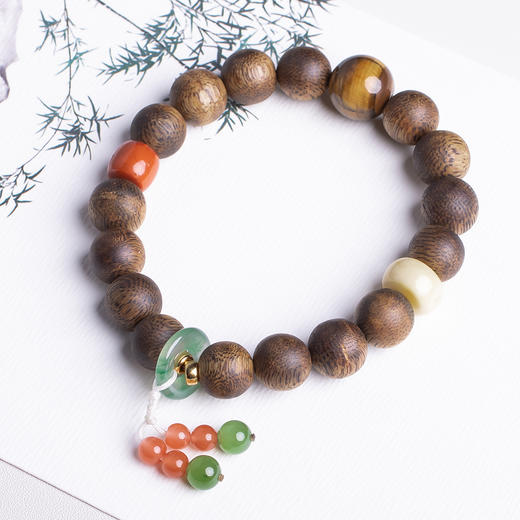 xy0411沉香+南红蜜蜡虎睛石手串 商品图2