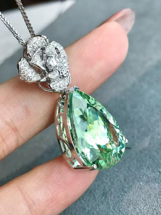 13克拉刻面绿碧玺吊坠 商品图1