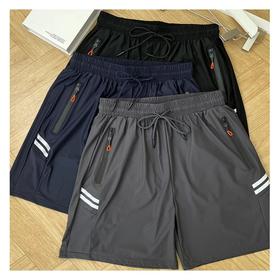 耐尔冰丝速干男短裤，只要29.9💰，超高性价比，冰丝材质?触感超绝，冰冰凉凉，炎热夏季就选它😜，薄款宽松时尚又舒适胖瘦皆宜~