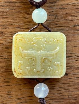 和田白玉雕饕餮纹方形吊坠牌，顺丰包邮