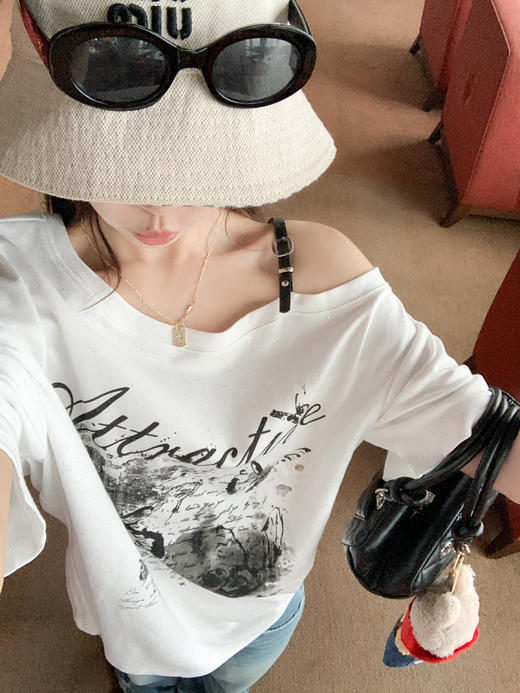 <曾小咸推荐>水墨画蝴蝶设计印花斜领短袖T恤 商品图5