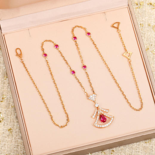宝格丽 中间钻红扇形裙子项链，嵌禳一颗中央明亮式红锆石和明亮式切割，以及钻石（XTY） 商品图5