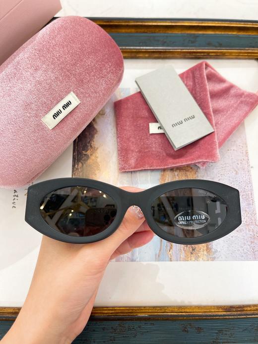 缪缪  时尚墨镜太阳镜 SMU 11W 多色可选（JH） 商品图12