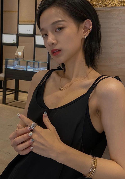 香奈儿 COCO CRUSH系列菱格纹耳环！（XK） 商品图4