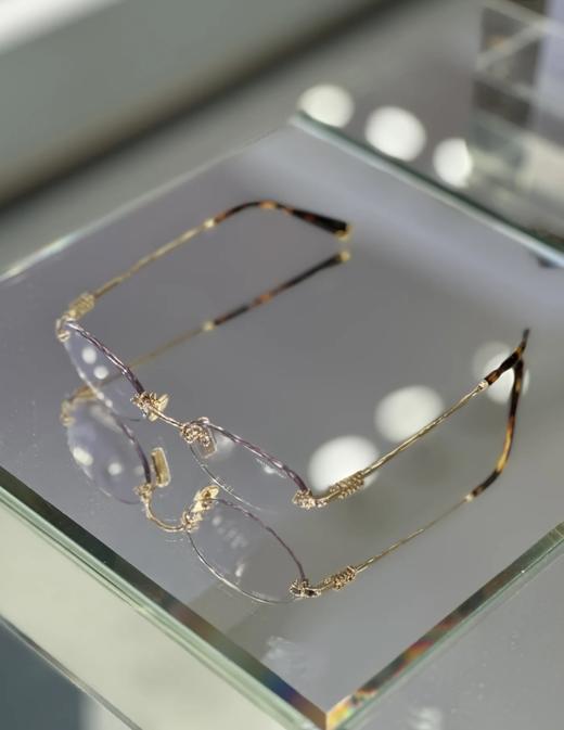 MIU MIU缪缪 简约大气板材镜 椭圆形 素颜镜（JH） 商品图1