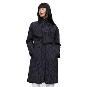 波司登 女V领轻薄绗线羽绒长外套羽绒服 B20134782