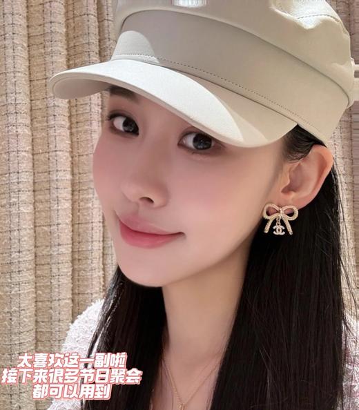 香奈儿 24新品系列墙裂来袭蝴蝶绳结吊小c耳钉 (XTY) 商品图1