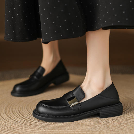 【预售5天】金属扣休闲乐福鞋舒适百搭增高显瘦简约复古单鞋小皮鞋女KYD&KY043 商品图0