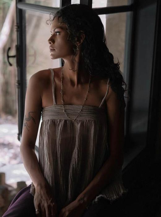 Jai  枯麦色/白色肌理亚麻伞型吊带 商品图0