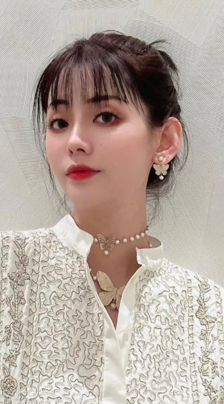 迪奥  浅金色蝴蝶珍珠项链女2024新款轻奢锁骨链法式颈链 （XTY） 商品图11