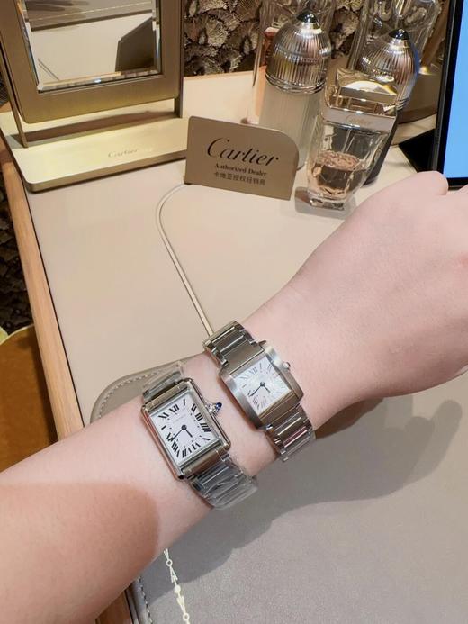 卡地亚 法国坦克系列WSTA0065 这款全新演绎的手表，不管是镶钻小号表款还是不带钻的表款，各有其独特之处(ZT*SH) 商品图9