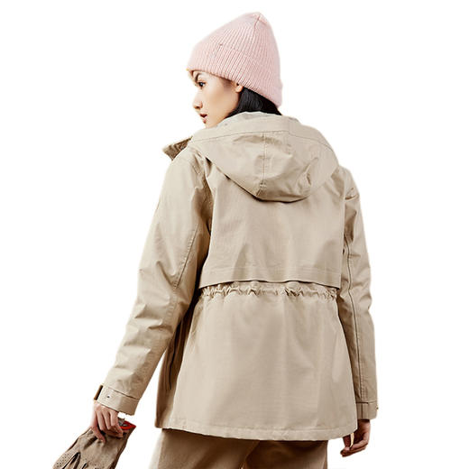 JEEP吉普 女冲锋衣羽绒两件套 J232084003 商品图4