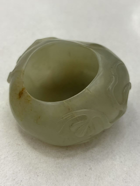 和田玉籽料掏梅花纹水盂