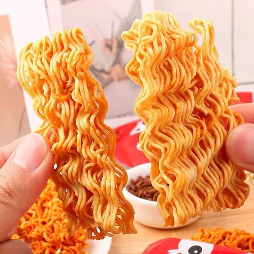 印尼进口Gemez小鸡干脆面 （烧烤鸡肉味）30g 商品图1