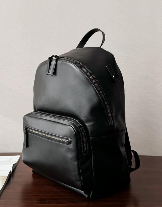 普拉达 纯原单 Napa牛皮双肩包！有原单情节的兄弟一定要入，So Black酷黑系列，真正低调奢华的高端系列～(MM) 商品图3