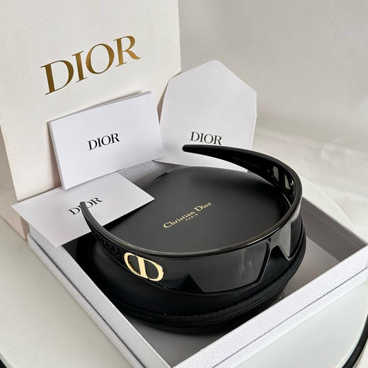 墨镜比发箍更加实用 DIOR winter25 太阳镜发箍 有点意思（JH） 商品图0