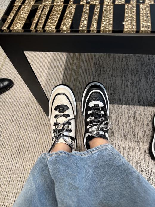 香奈儿 新款 米兰走秀运动鞋  双C方圆头系带休闲鞋（DBG） 商品图4