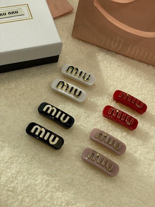 缪缪 张元英同款MIU字母水晶树脂玻璃对夹侧边夹发夹（CO） 商品图2