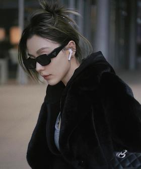 普拉达  SPR17   新款方形墨镜女大脸显瘦（JH）