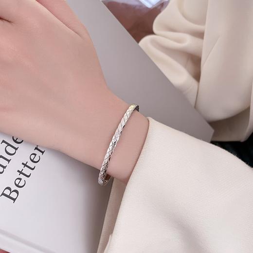 香奈儿 Coco Crush 菱格手镯半钻和无钻版（XTY） 商品图4