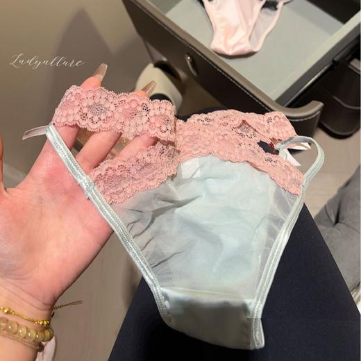 【3条装❗禁欲多巴胺低腰内裤】多巴胺拼接网纱蕾丝，低腰性感镂空缎面质感好，柔软亲肤干爽，情趣蕾丝内裤女交叉低腰纯棉裆纯欲撞色蝴蝶结三角裤QQ 商品图2