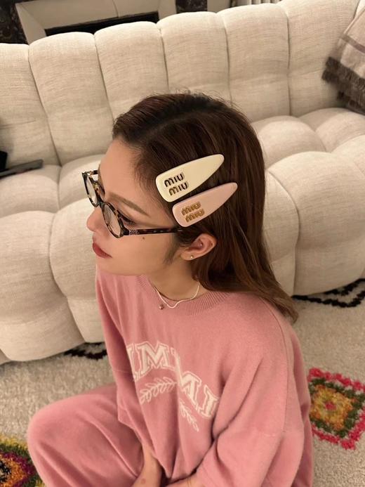 缪缪 漆皮发夹 鞠婧祎”同款（CO） 商品图0