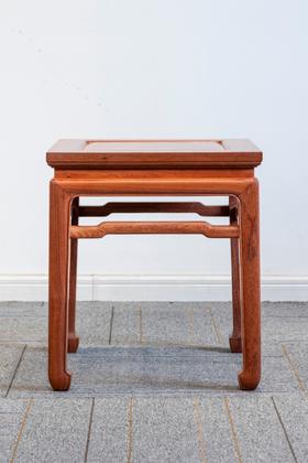 红桥红  家具严选  缅甸花梨（大果紫檀）【40马蹄腿带束腰 方凳】