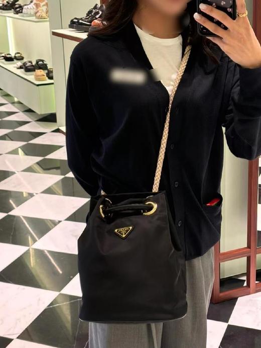 普拉达Mariner再生尼龙水桶包（MMPLD） 商品图3