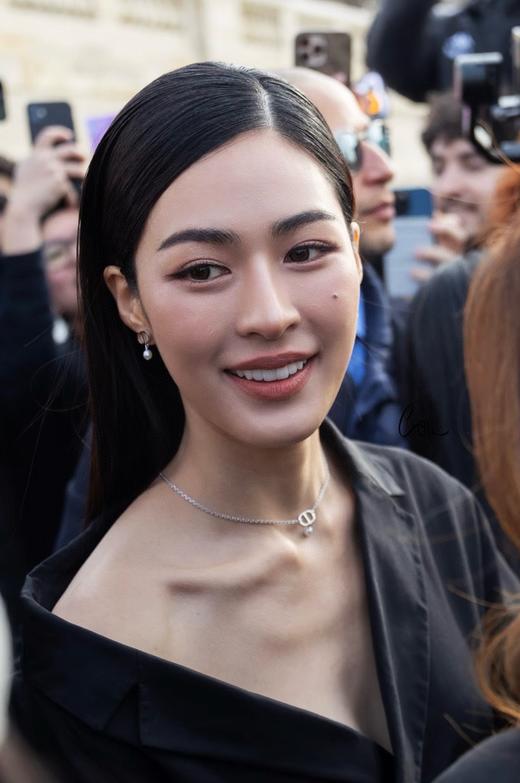 DIOR迪奥 字母CD标识设计 树脂 耳环 （XTY） 商品图9