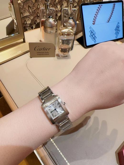 卡地亚 法国坦克系列WSTA0065 这款全新演绎的手表，不管是镶钻小号表款还是不带钻的表款，各有其独特之处(ZT*SH) 商品图10