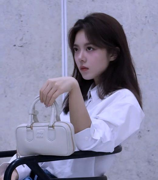 缪缪 Arcadie新版迷你保龄球包（LZ） 商品图5