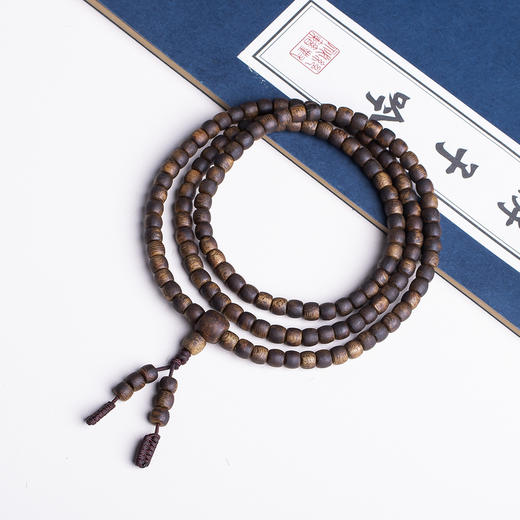 xy0420，5.8mm桶珠沉香108佛珠多圈手链项链 商品图3