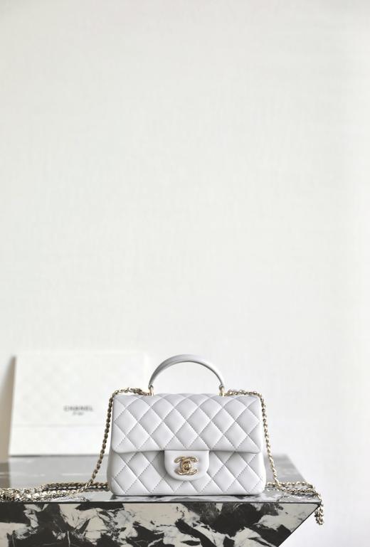 香奈儿  25P 新色 𝖢𝖥大𝖬𝗂𝗇𝗂手提包淡灰（LZ） 商品图1