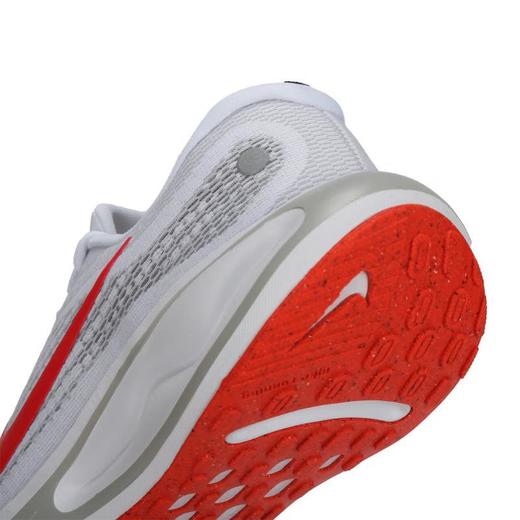 NIKE耐克 男跑步鞋 FN0228-106 商品图4