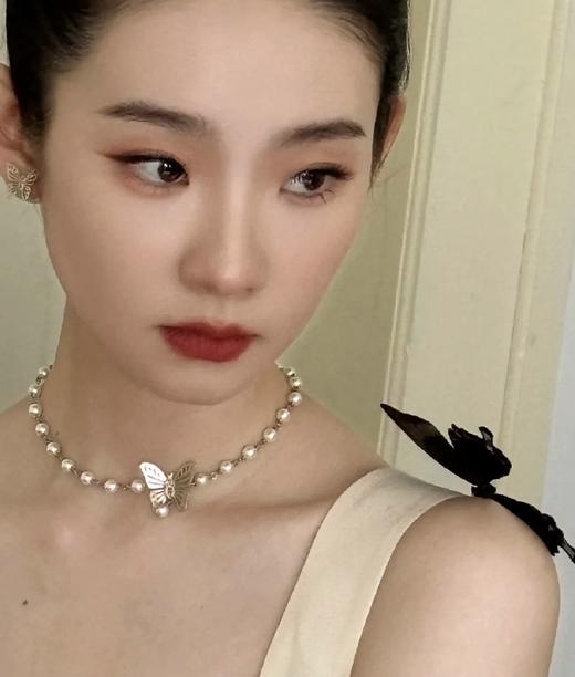 迪奥  浅金色蝴蝶珍珠项链女2024新款轻奢锁骨链法式颈链 （XTY） 商品图14