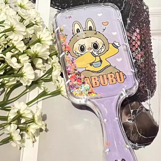 【敲可爱！拉布布气垫梳】卡通高颜值LABUBU流沙亮片美发梳按摩气囊梳。ry 商品图8