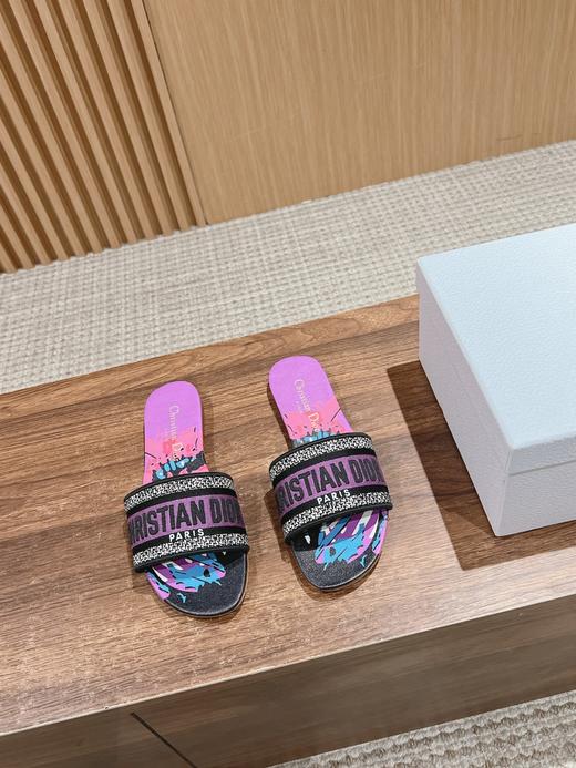 迪奥  春夏新款升级刺绣拖鞋 （DBG） 商品图1
