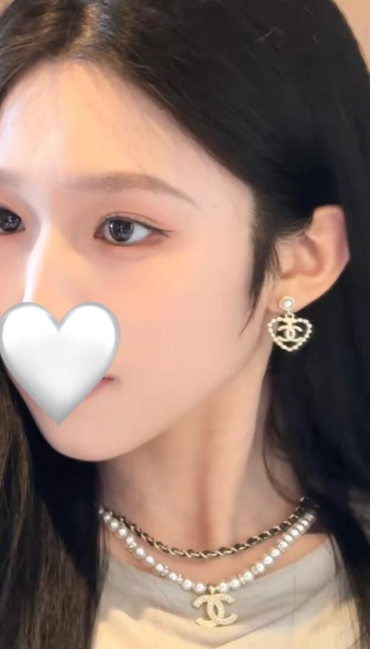 香奈儿 珍珠吊镂空爱心耳环（XTY） 商品图1