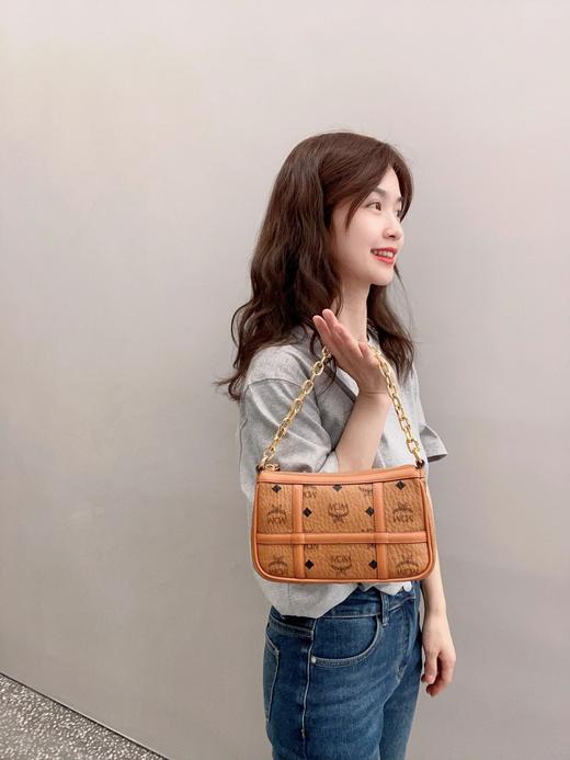 MCM Aren Visetos链条肩带斜挎包 （XM） 商品图13