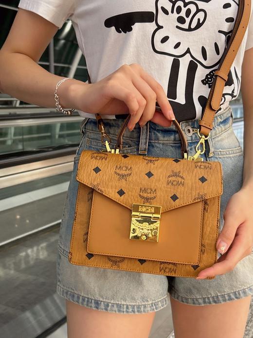 MCM 手拧斜挎风琴包（XM） 商品图9