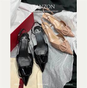 华伦天奴-【 巨好】新的大V牛漆皮logo高跟鞋！更加的时尚具有独特的魅力！（DBG）