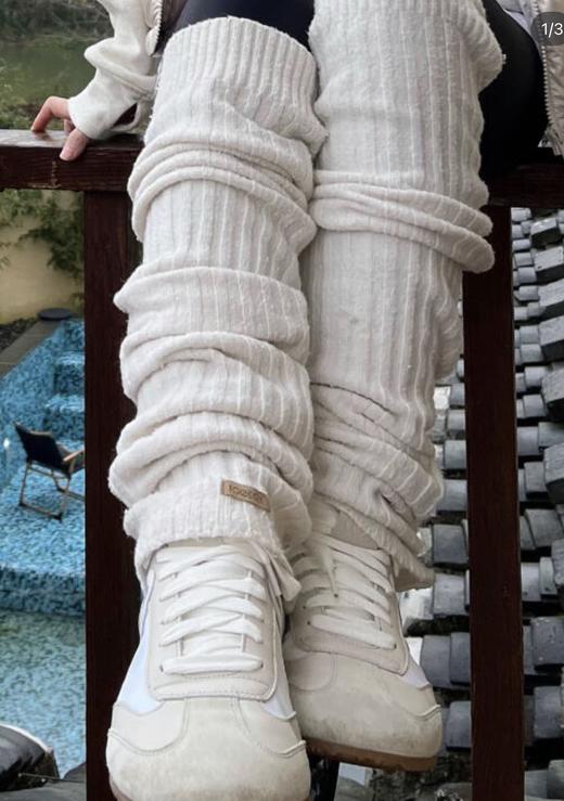 原厂订单LOEWE Ballet Runner 系列，名为芭蕾舞跑鞋，暴走阿甘鞋！ 罗意威平底休闲鞋，超级软，很舒适 （SS） 商品图3