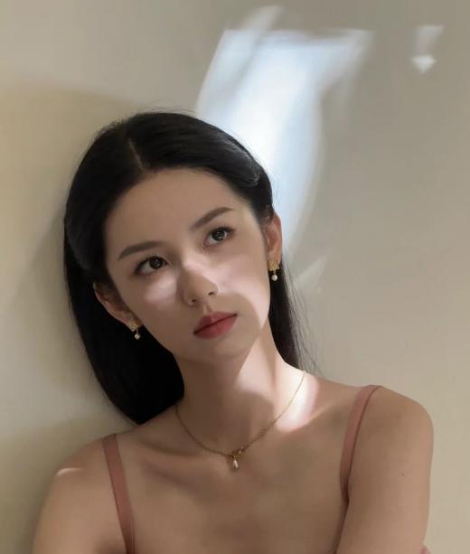 迪奥 经典简约清新的CD系列 CD粉水滴珠手链/项链（XTY) 商品图14