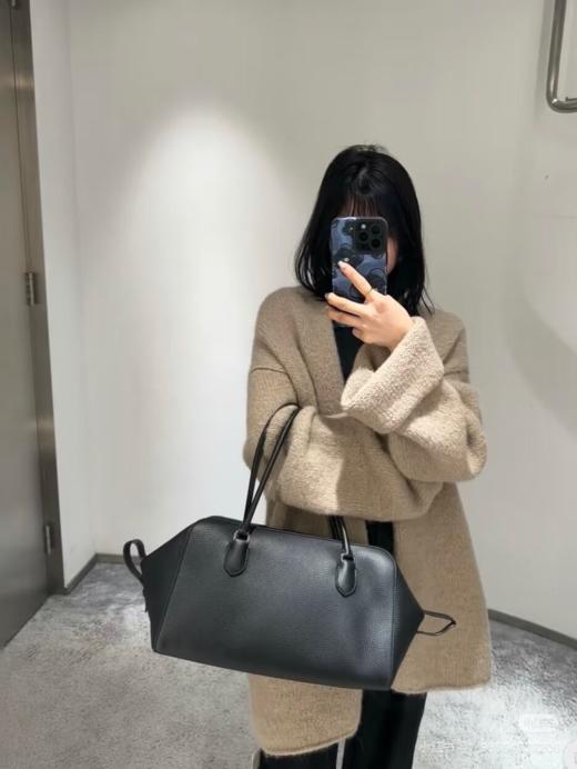 The Row EW 保龄球包，黑色灰色(MM) 商品图4