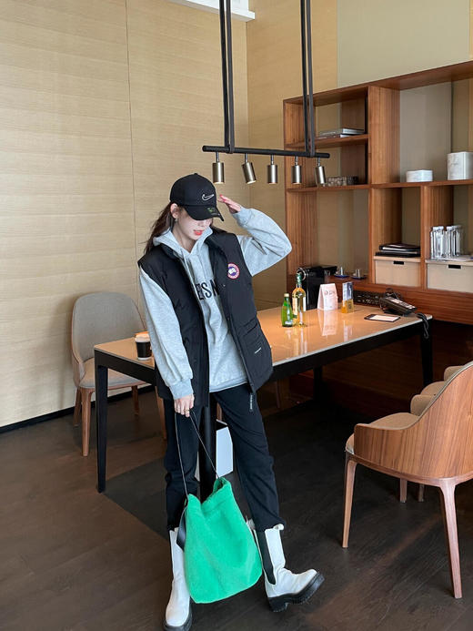 【Canade Goose】加拿大鹅 男女款情侣马甲（MT) 商品图3