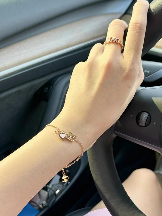 驴家   粉色爱心四叶草字母细手链  （XTY） 商品图3